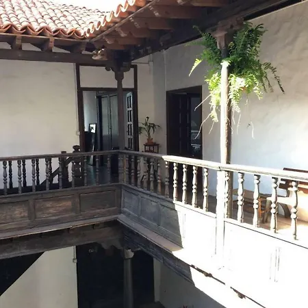 Encantadora Casa Del Siglo Xviii En Tenerife 度假居